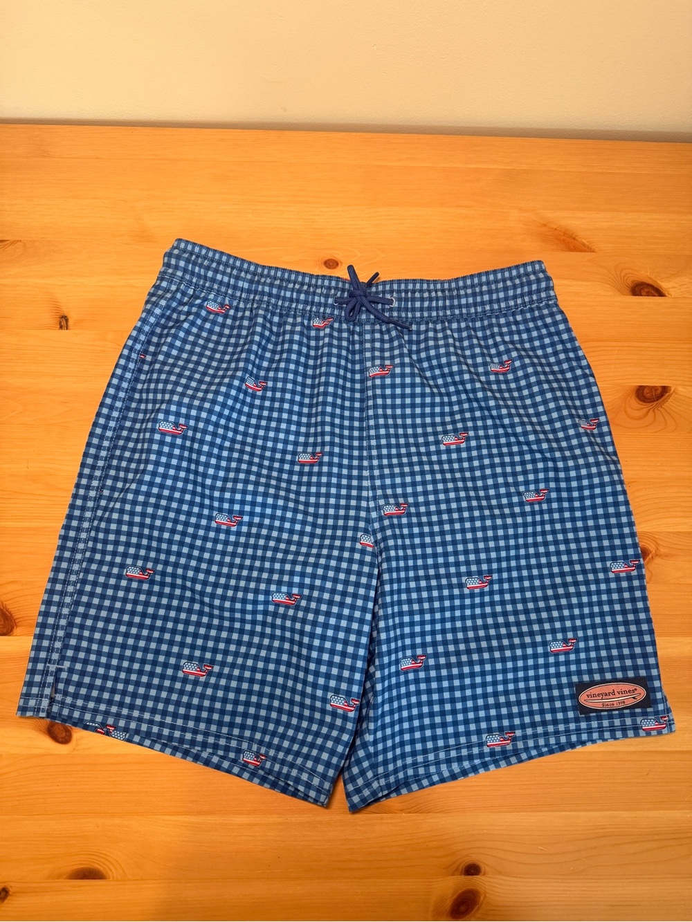 Vineyard Vines Kids Blue Gingham USA Flag Whale Swim Trunks Size L